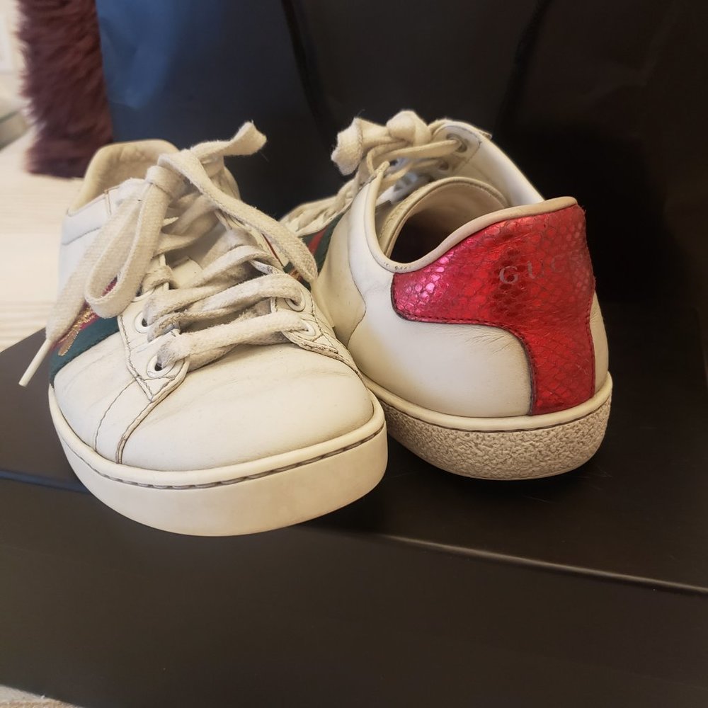 Sneakers - Picture 2 of 6